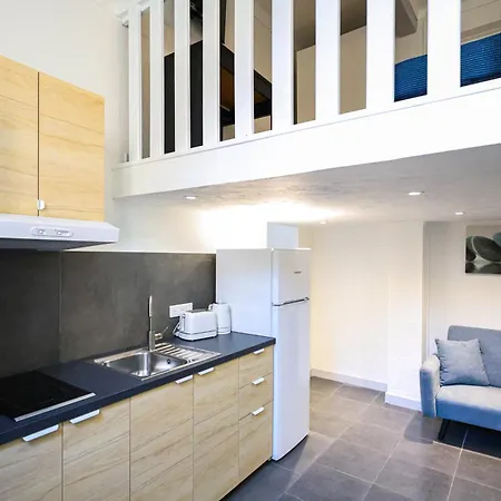 Sun, 아파트호텔