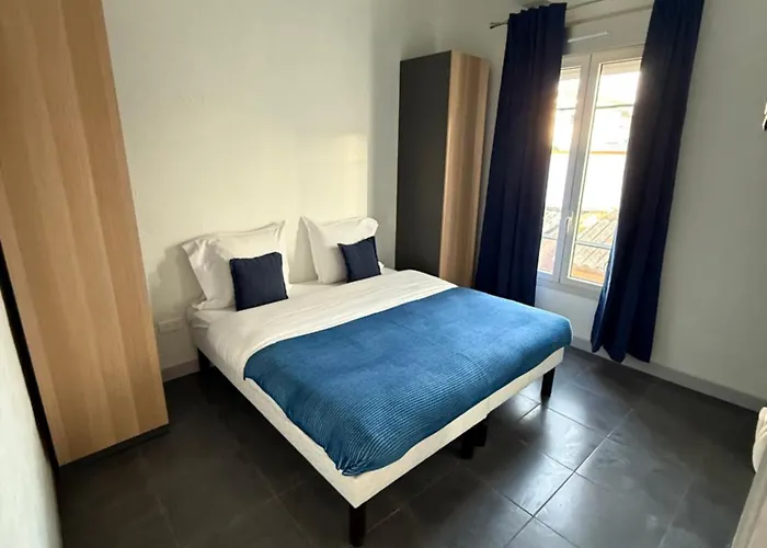 Sun, Aparthotel